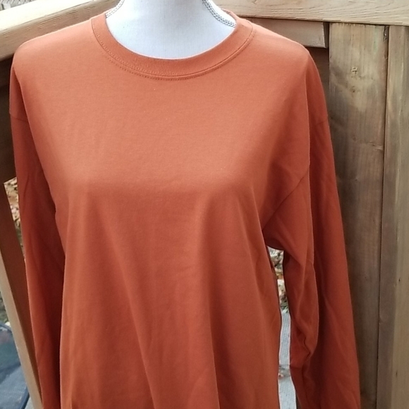 MEDIUM Long Sleeve Tees - Picture 2 of 4